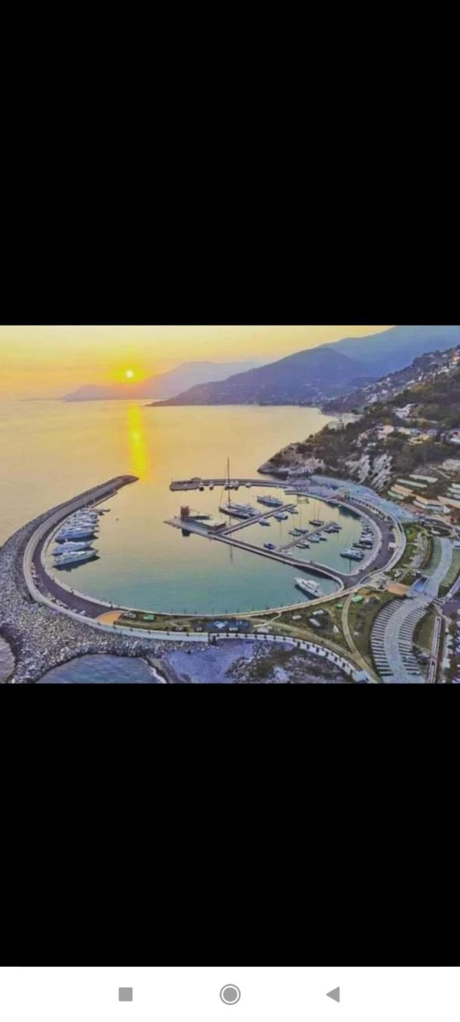Alma Bed and Breakfast Ventimiglia Exteriör bild